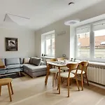 #stayhere - Spacious 2bdr Two Floor I Heart Of Old Town ヴィリニュス