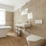 Apartment #stayhere - Spacious 2bdr Two Floor I Heart Of Old Town