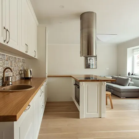 Apartament #stayhere - Spacious 2bdr Two Floor I Heart Of Old Town *