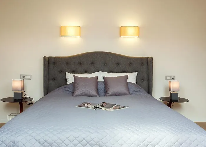 #stayhere - Spacious 2bdr Two Floor I Heart Of Old Town דירה *