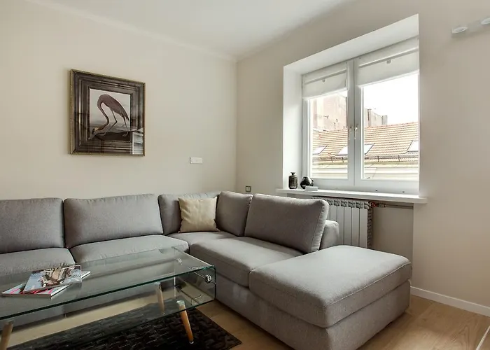 #stayhere - Spacious 2bdr Two Floor I Heart Of Old Town דירה *