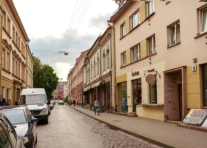 #stayhere - Spacious 2bdr Two Floor I Heart Of Old Town