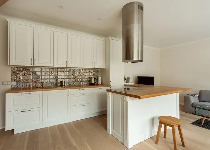 #stayhere - Spacious 2bdr Two Floor I Heart Of Old Town Lejlighed